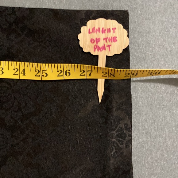 Symmetry cropped trousers floral print, prune color background Size M - Picture 10 of 14